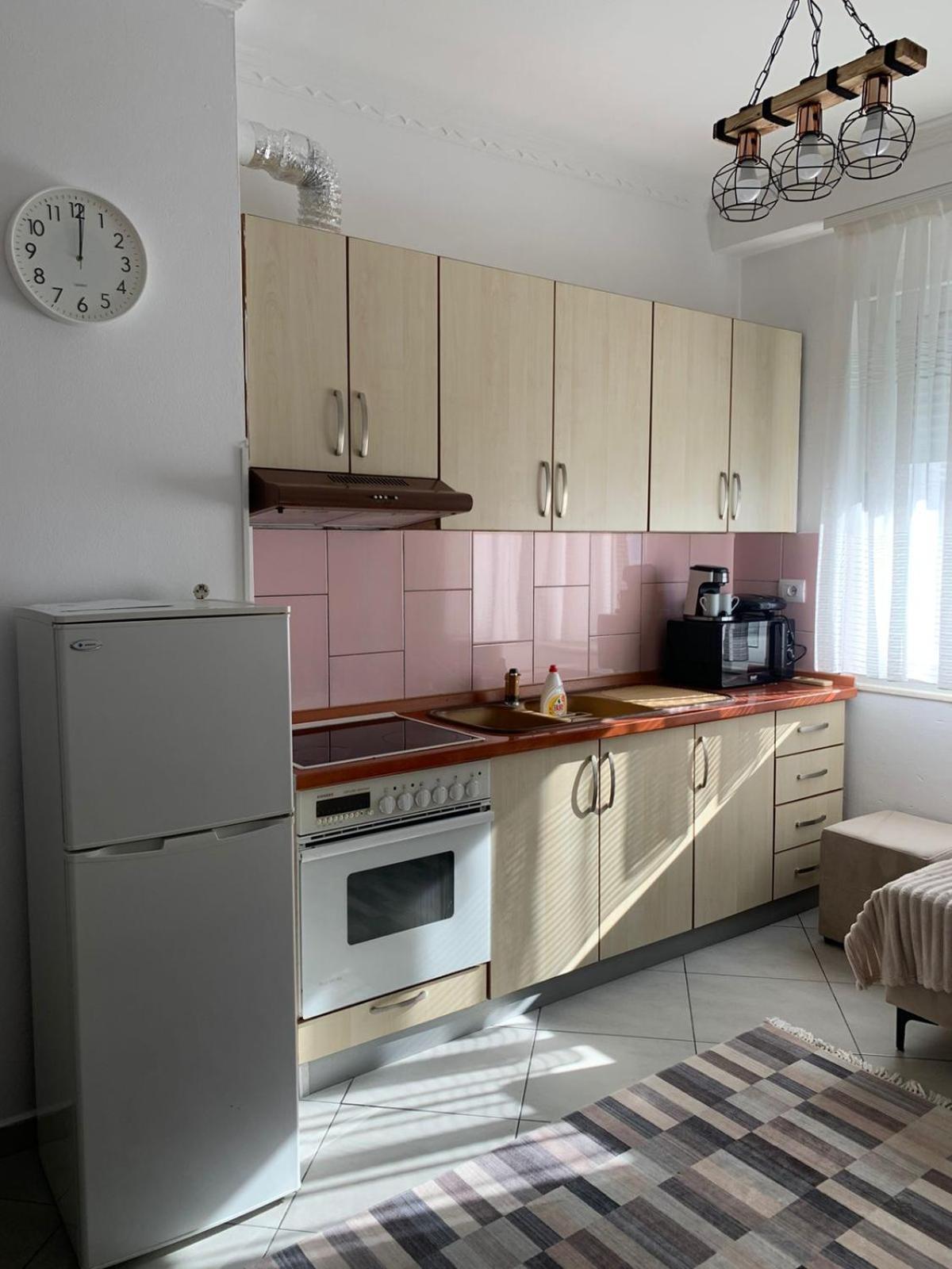 Ridi'S Comfort Apartment 2 Shkodër Esterno foto